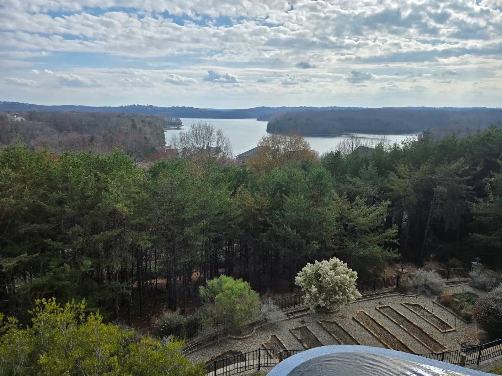 Corridor flight over Lake Lanier