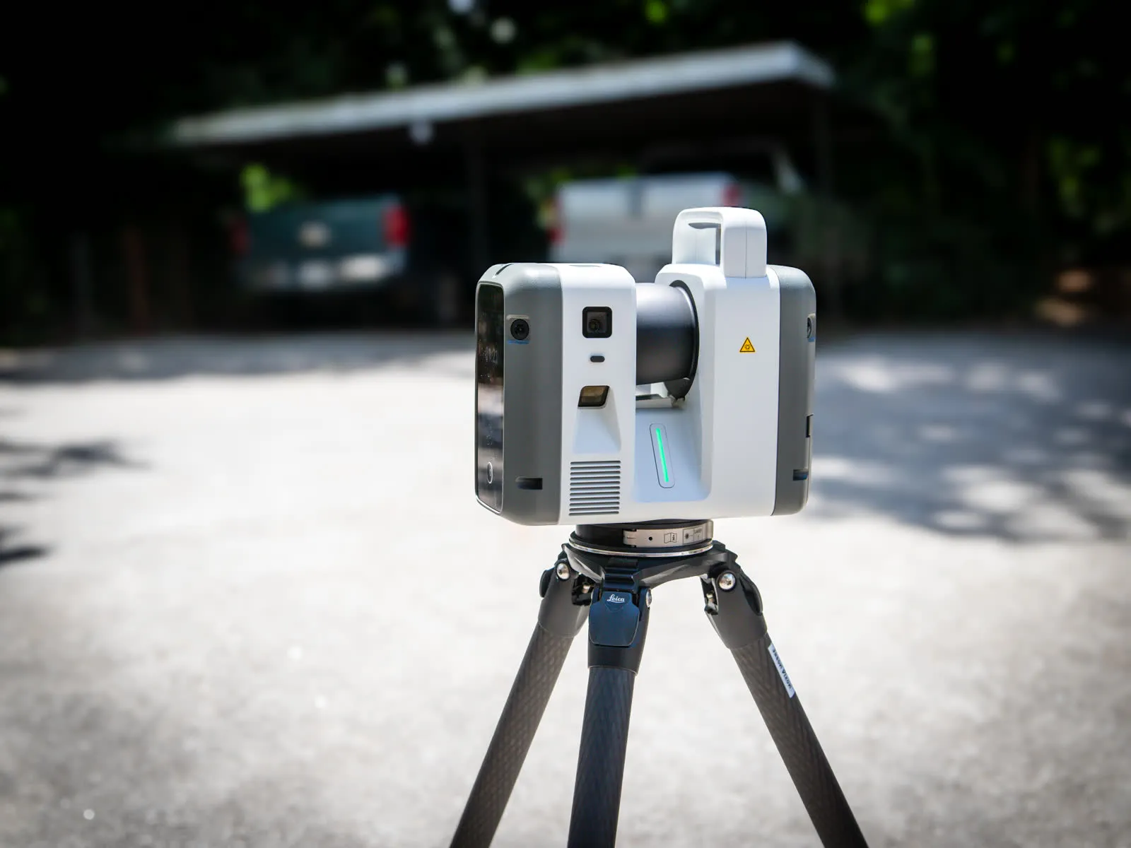 Terrestrial laser scanner on station